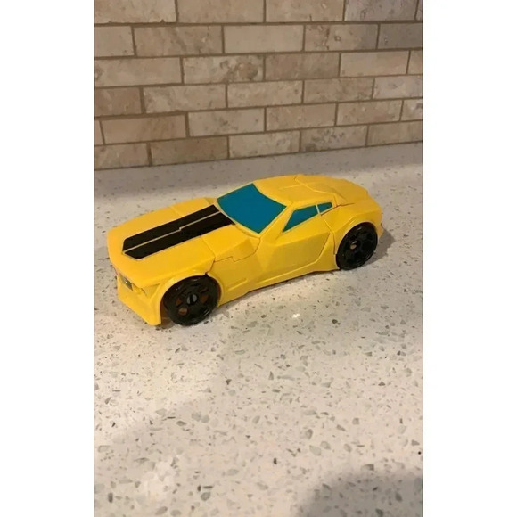 Transformers generations Cyber Battalio bumblebee‎    Be - Picture 1 of 6